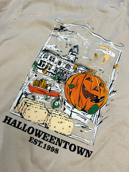 Halloween Town, Tee