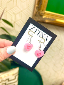 Hug Me Earrings, Pink