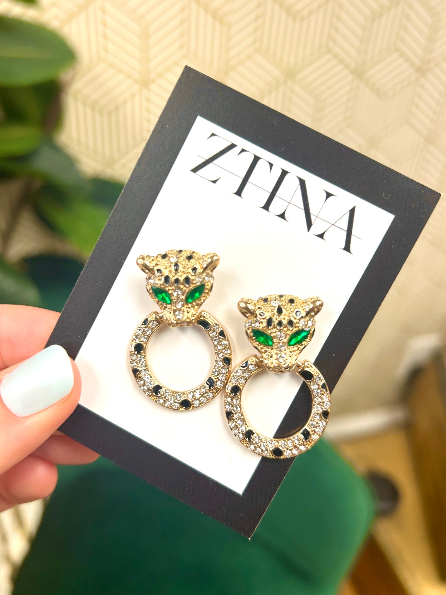 Seeing Green, Earrings