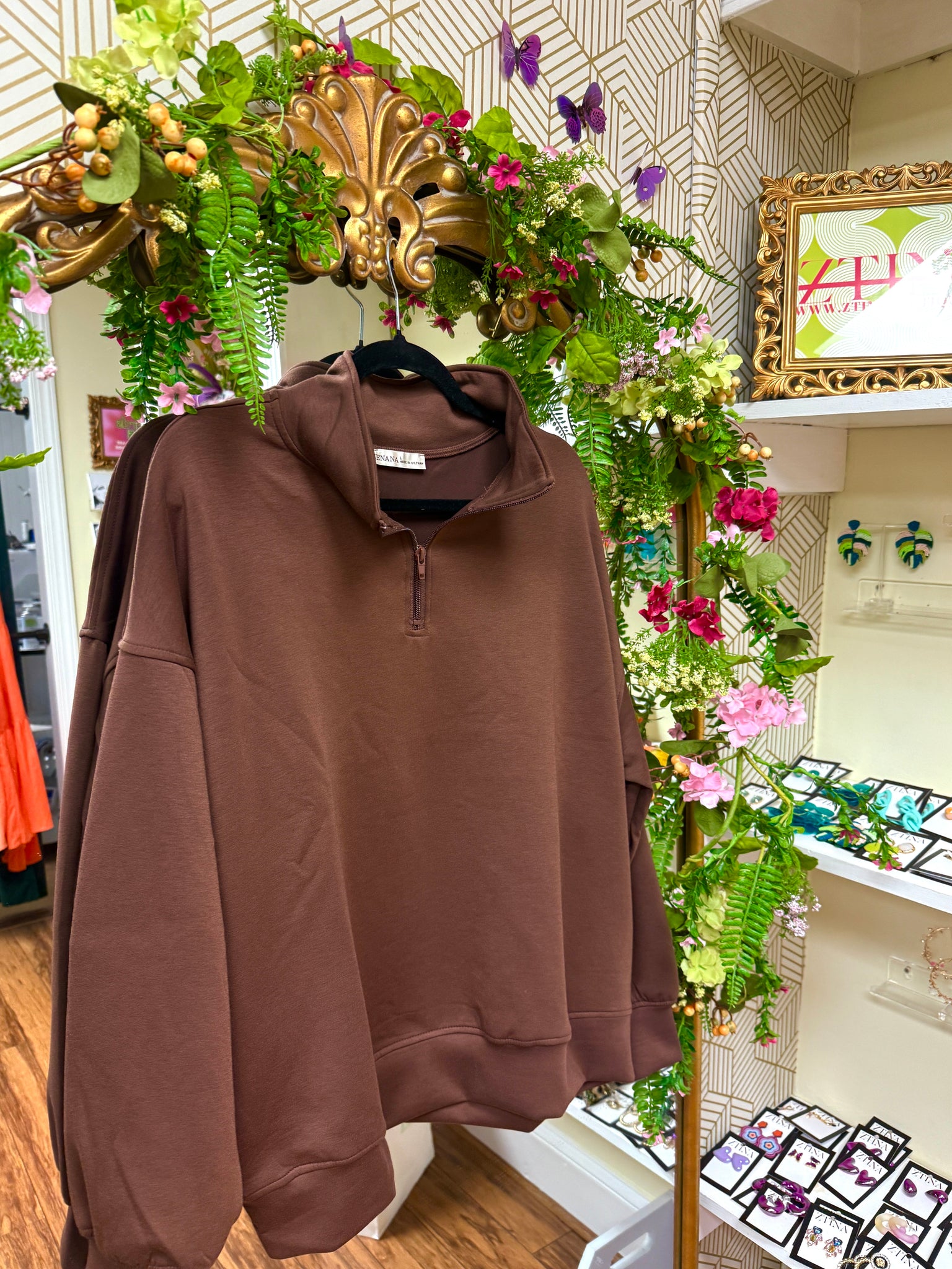 Cutie Quarter Zip, Brown