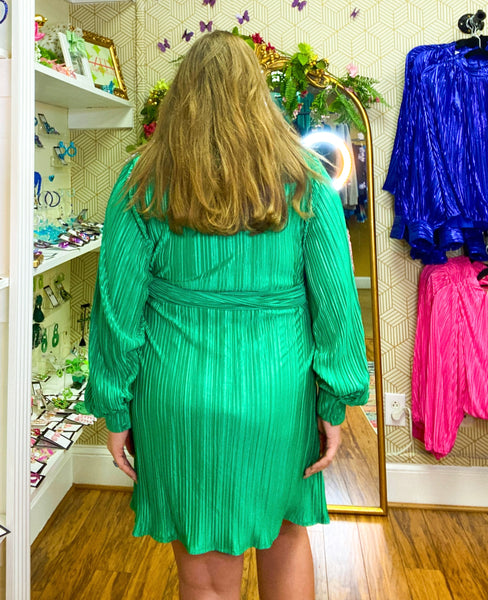Green Goddess, Dress